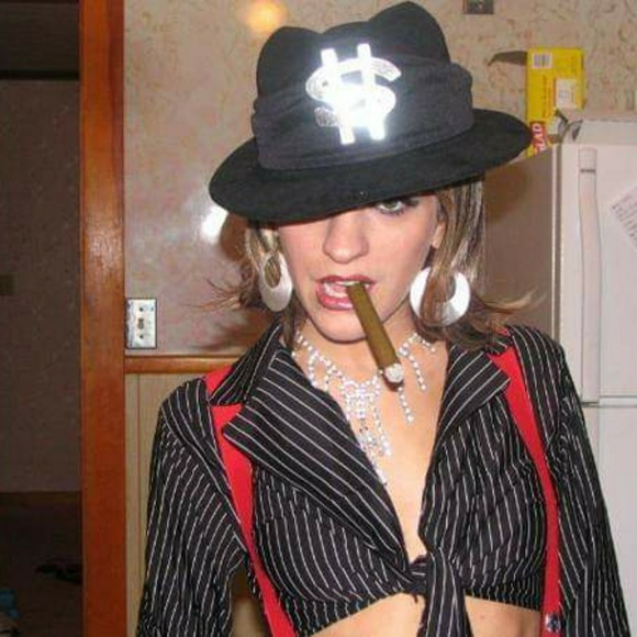 Meet your Posher, Kara - Picture 6 of 8